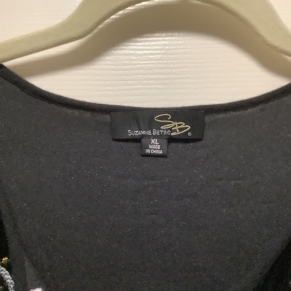 Black Embroidered Tunic - Picture 2 of 3